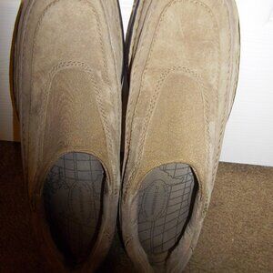 Merrell World Mover Moc Men's 10 Tan Nubuck‎ Suede Slip On Comfort Air Cushion
